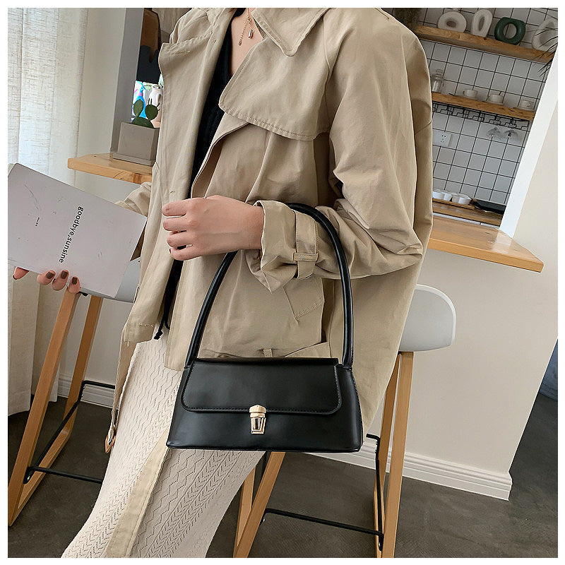 The Hallie Handbag